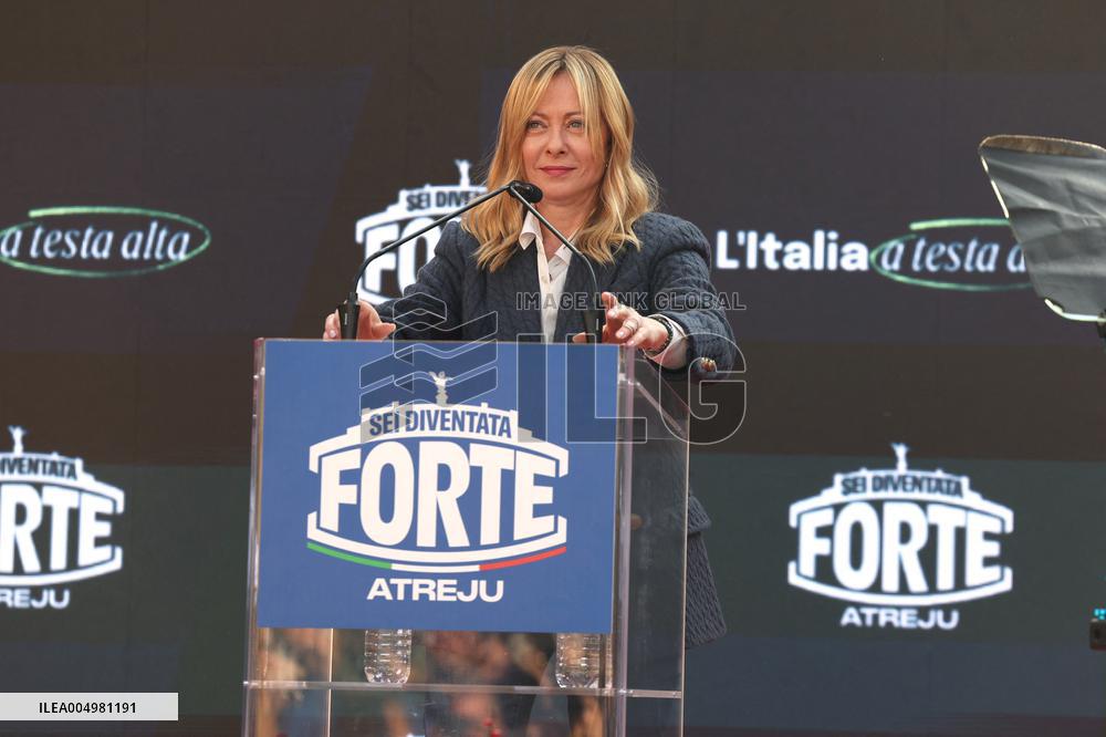 Giorgia Meloni And Daughter At Last Day of Atreyu 2025 - Rome