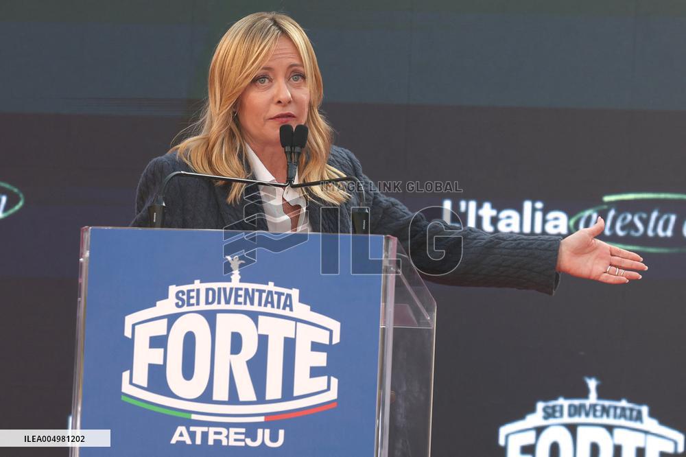 Giorgia Meloni And Daughter At Last Day of Atreyu 2025 - Rome