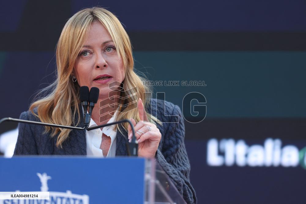 Giorgia Meloni And Daughter At Last Day of Atreyu 2025 - Rome