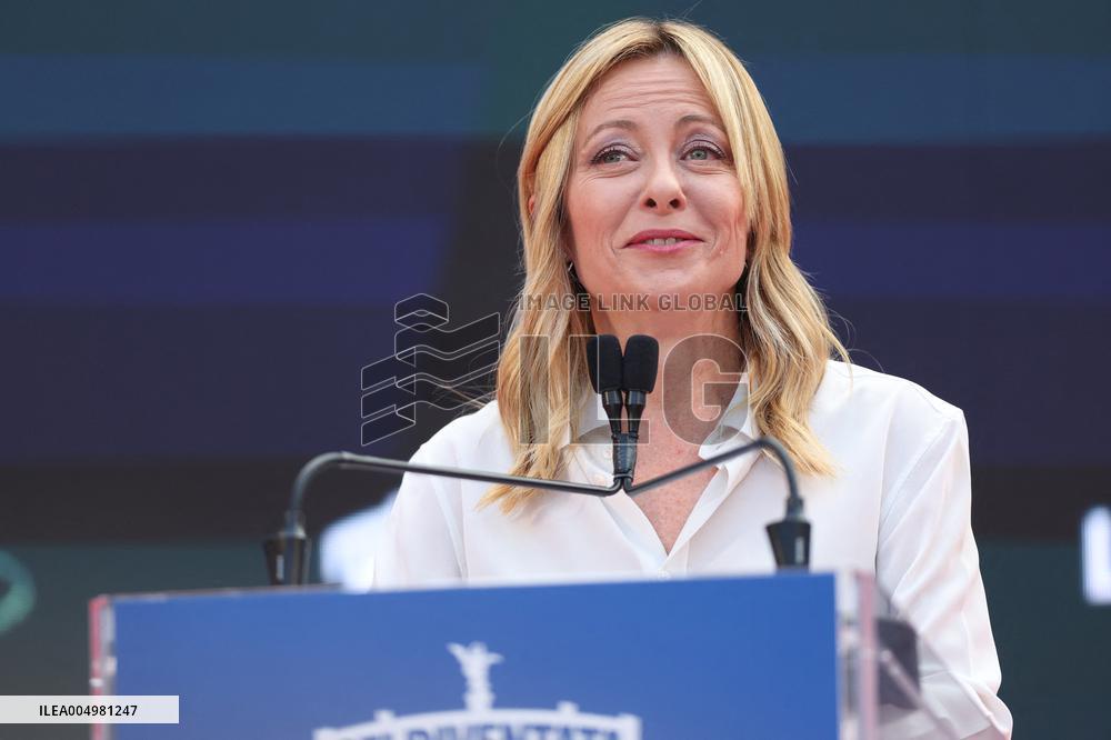 Giorgia Meloni And Daughter At Last Day of Atreyu 2025 - Rome