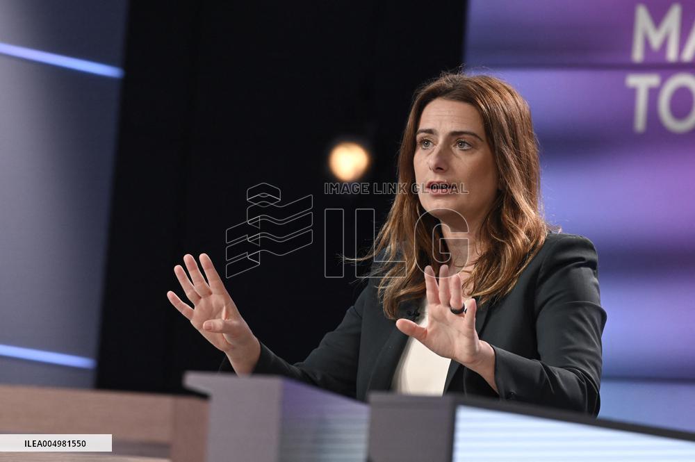 Marine Tondelier Portraits On Dimanche En Politique - Paris