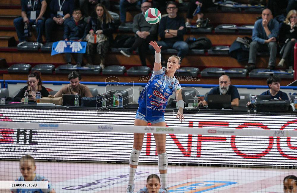 VOLLEY - Serie A1 Femminile - Igor Gorgonzola Novara vs Omag-Mt San Giovanni In M.No