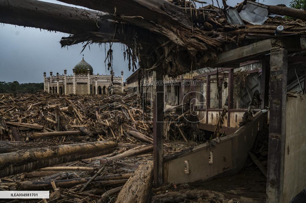 The Asia Pacific Senyar Tropical Cyclone Disaster Aftermath - Indonesia