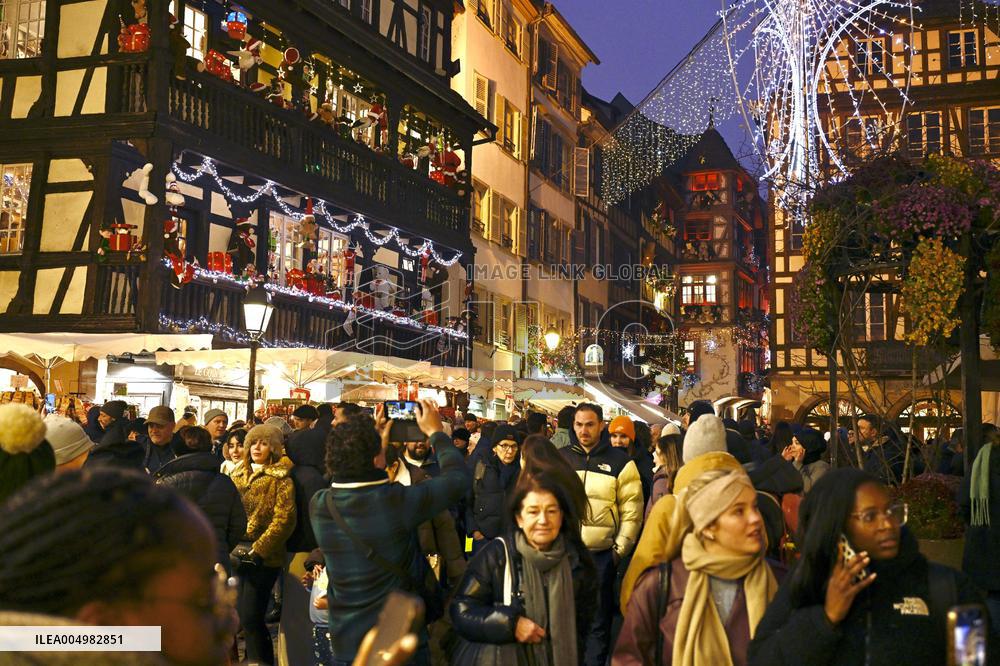 Christmas Market Security - Strasbourg