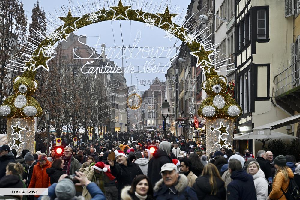Christmas Market Security - Strasbourg