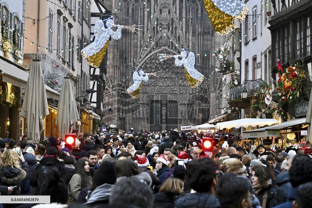 Christmas Market Security - Strasbourg