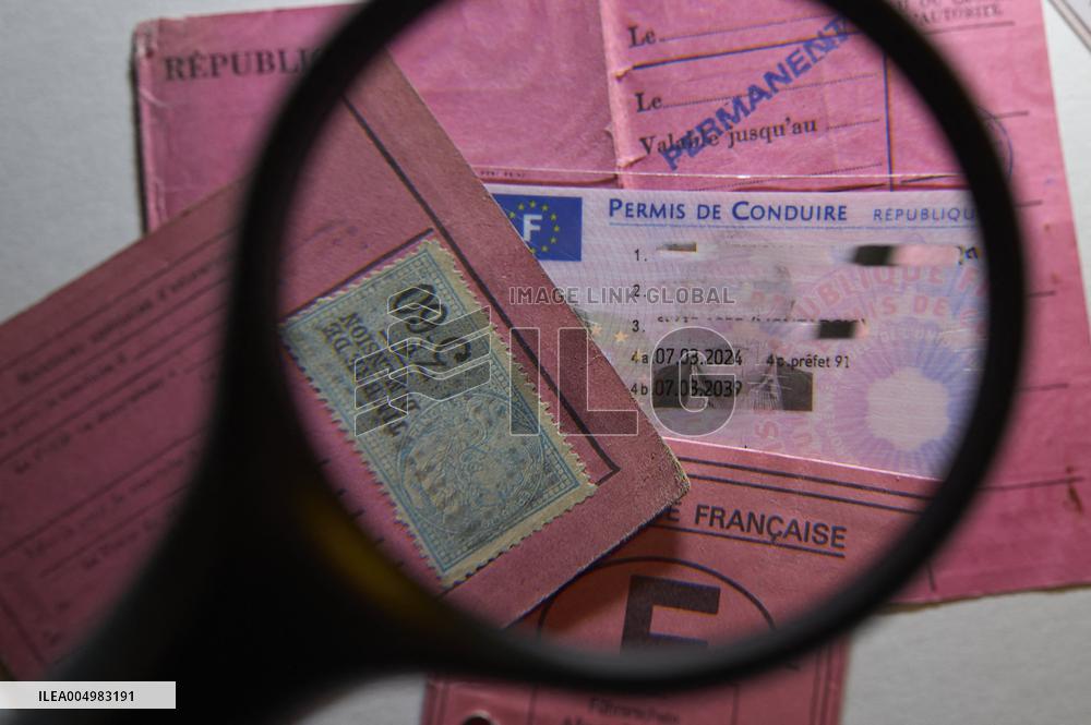 French Driving License Evolution Illustration - France