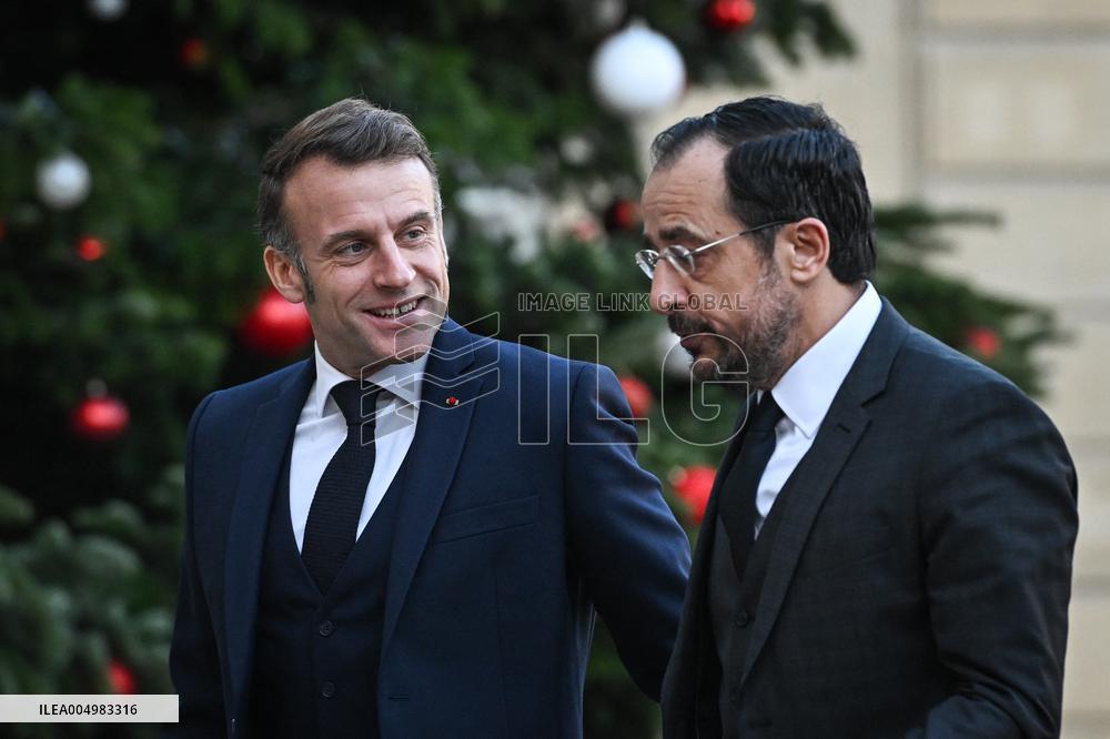 Emmanuel Macron welcomes Nikos Christodoulides at the Elysee FA