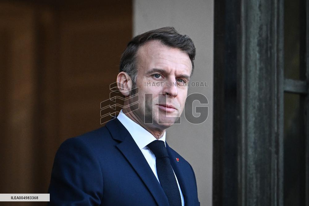 Emmanuel Macron welcomes Nikos Christodoulides at the Elysee FA