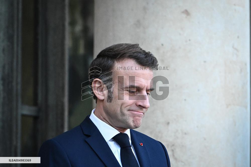Emmanuel Macron welcomes Nikos Christodoulides at the Elysee FA