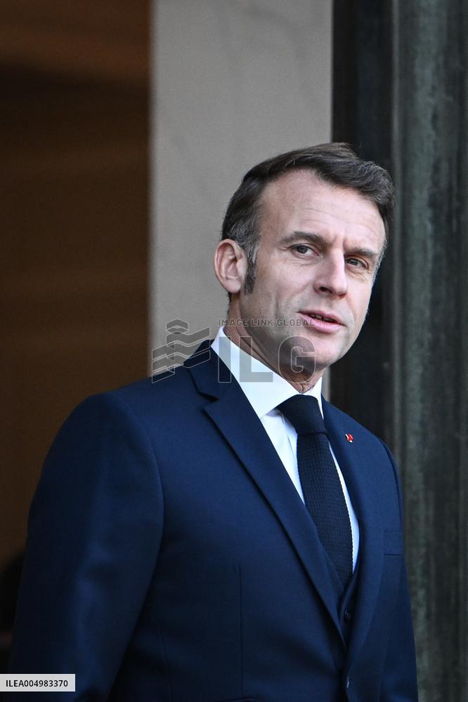 Emmanuel Macron welcomes Nikos Christodoulides at the Elysee FA