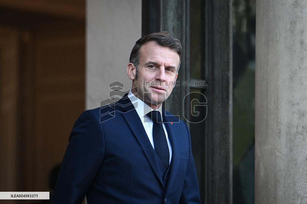 Emmanuel Macron welcomes Nikos Christodoulides at the Elysee FA