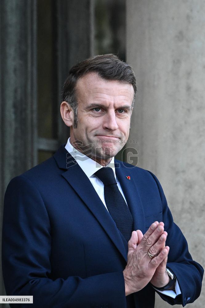 Emmanuel Macron welcomes Nikos Christodoulides at the Elysee FA