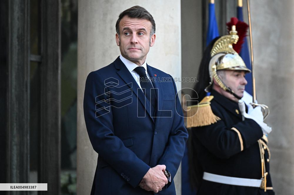 Emmanuel Macron welcomes Nikos Christodoulides at the Elysee FA