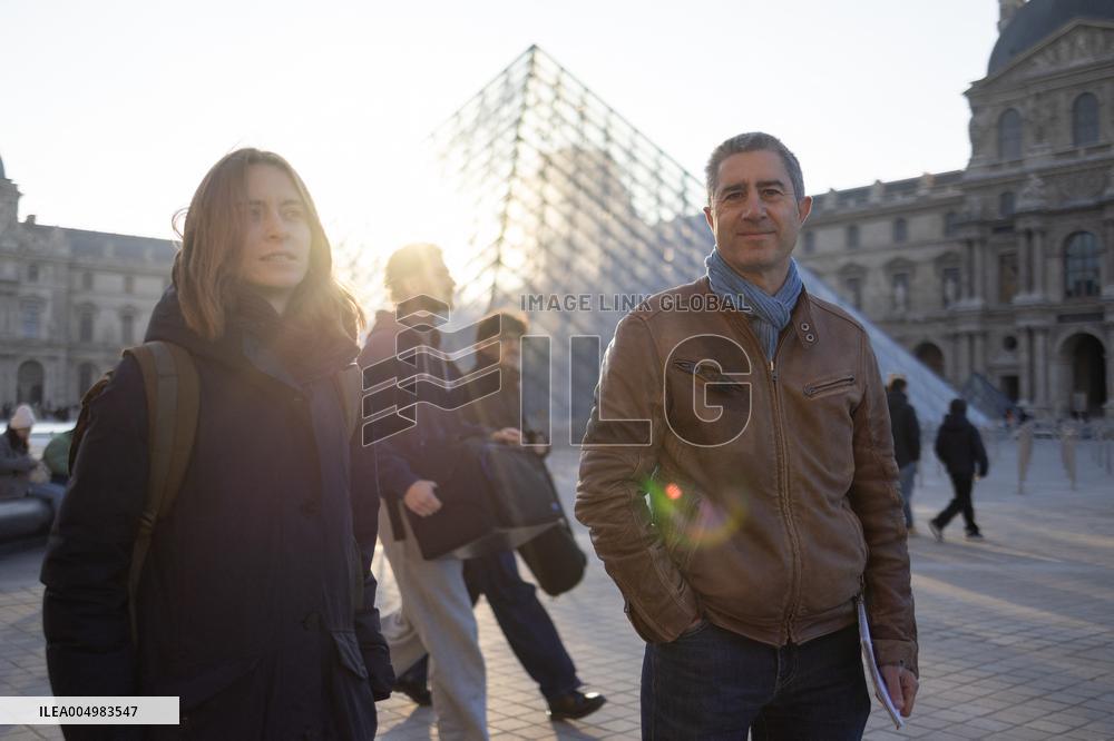 Louvre Museum workers on strike- Paris