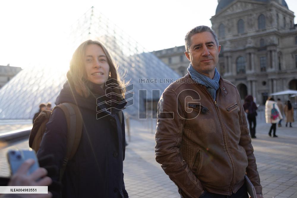 Louvre Museum workers on strike- Paris