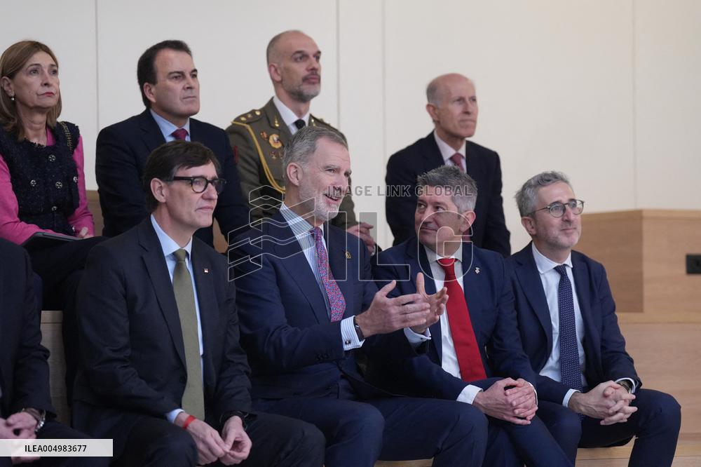 The King visits L'Hospitalet de Llobregat for the 100th anniversary of the city