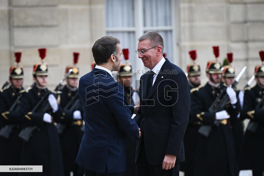 Emmanuel Macron welcomes Edgars Rinkevics at the Elysee FA