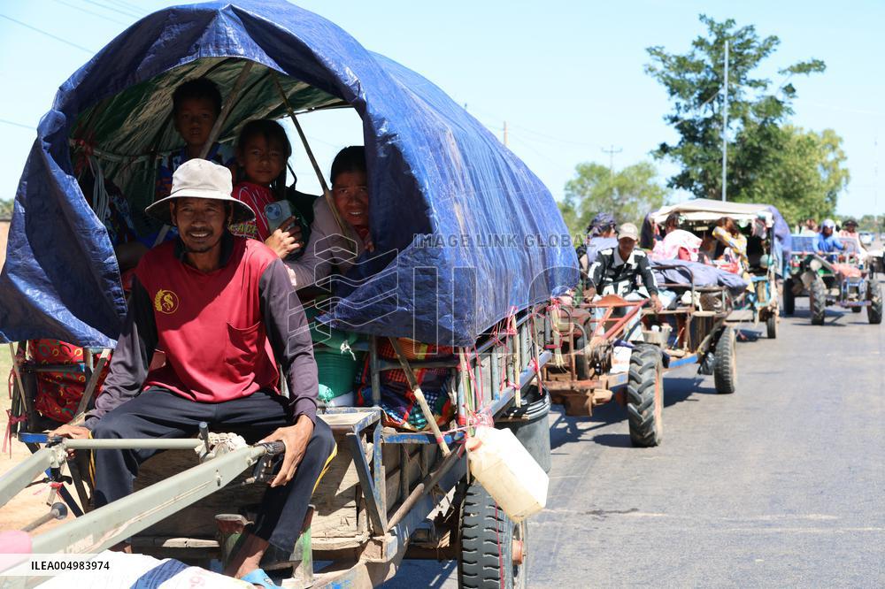 Border Conflict With Thailand Evacuees - Cambodia