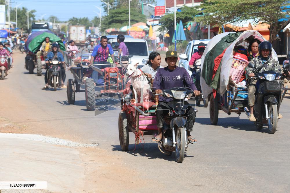 Border Conflict With Thailand Evacuees - Cambodia