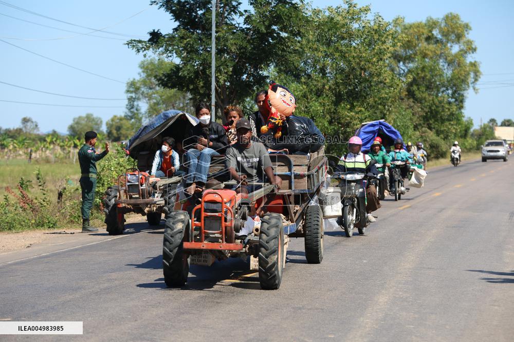 Border Conflict With Thailand Evacuees - Cambodia