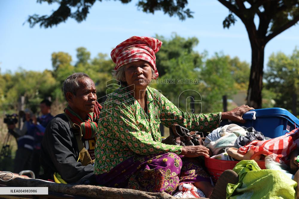 Border Conflict With Thailand Evacuees - Cambodia
