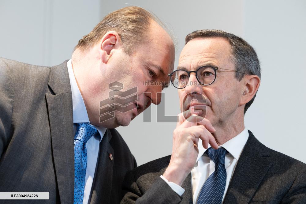 Les Republicains No to Mercosur Press Conference - Paris