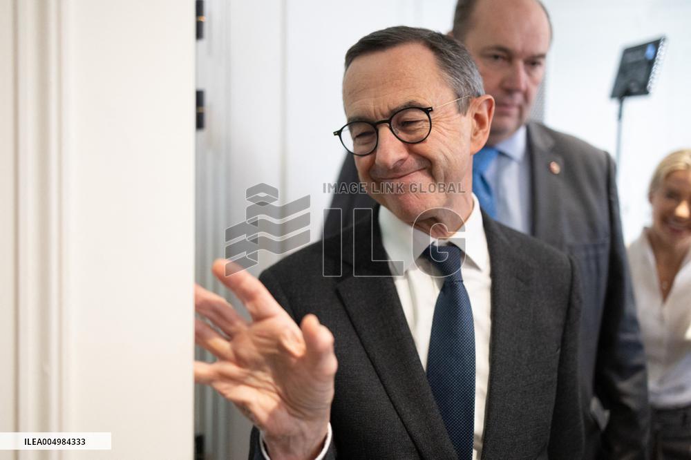 Les Republicains No to Mercosur Press Conference - Paris