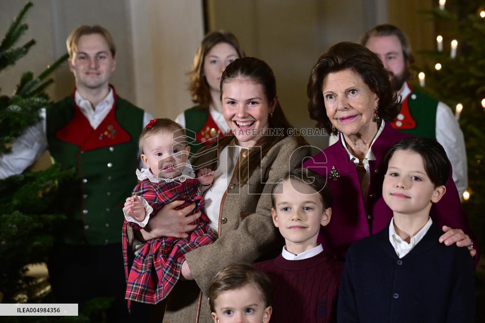 SWEDEN ROYAL PALACE CHRISTMAS TREE