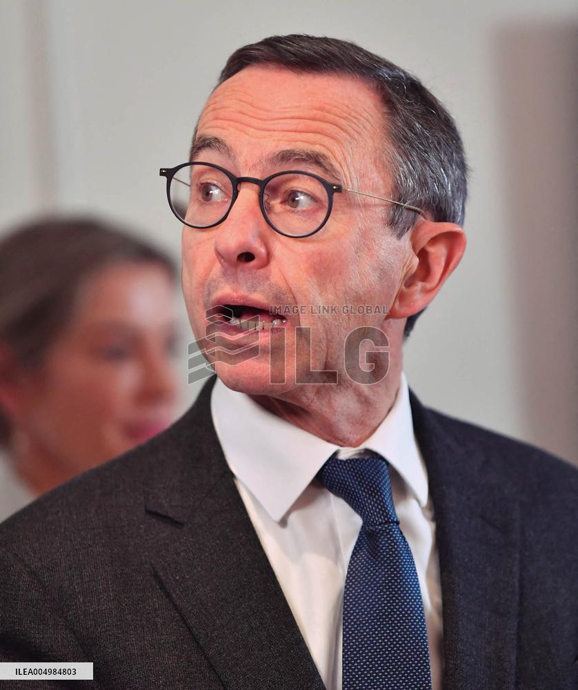 Les Republicains Meeting After Clashes Between Farmers And Breeders - Paris