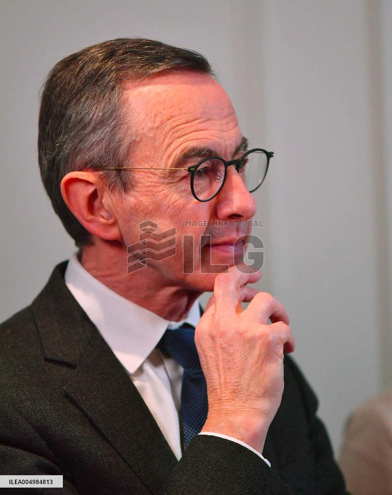 Les Republicains Meeting After Clashes Between Farmers And Breeders - Paris