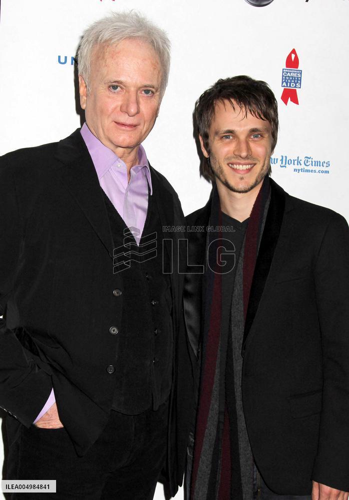 Anthony Geary 1947 - 2025