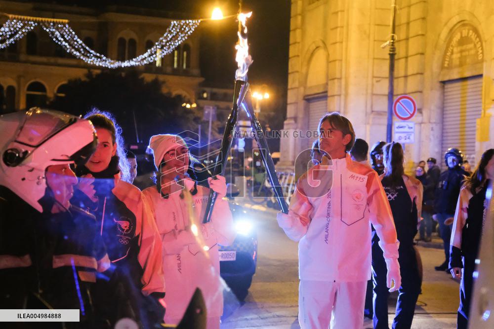 GIOCHI OLIMPICI - Olimpiadi Invernali Milano-Cortina 2026 - Olympic Torch Relay