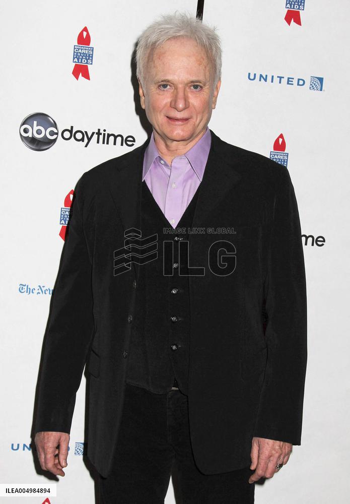 Anthony Geary 1947 - 2025