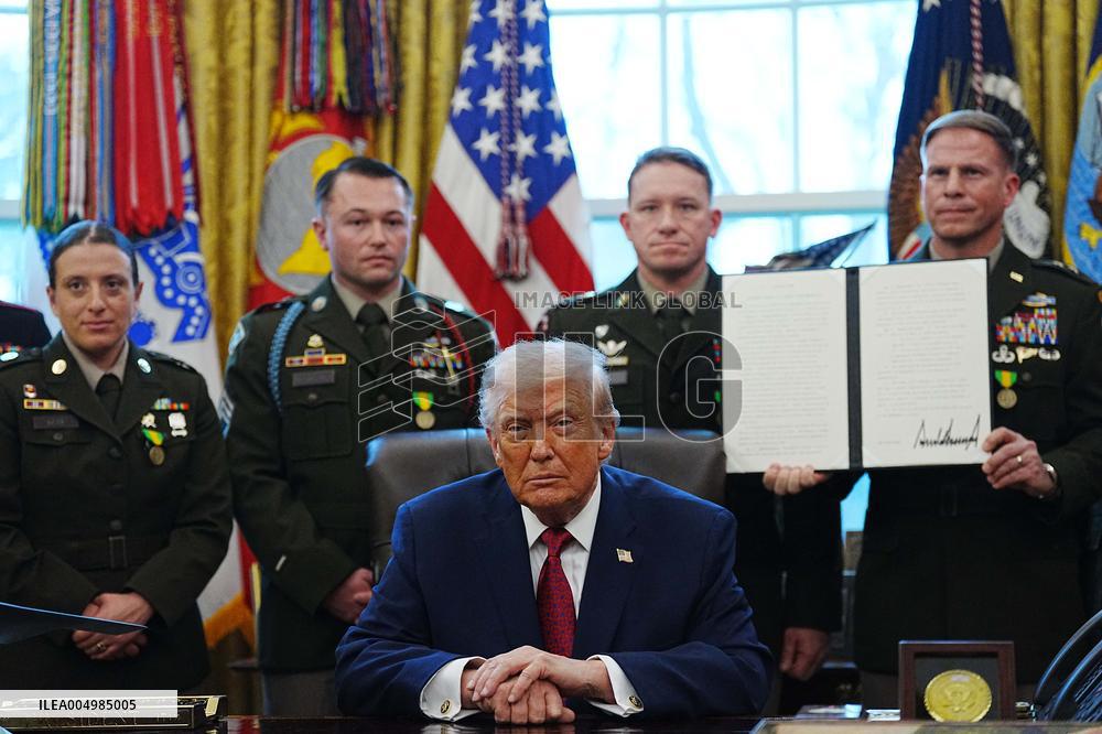 Trump Announces Border Defense Medals