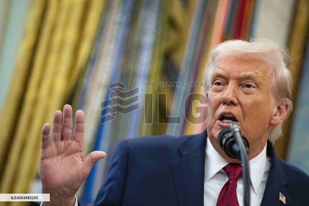 President Donald Trump Awards Mexican Border Defense Medal in Oval Office