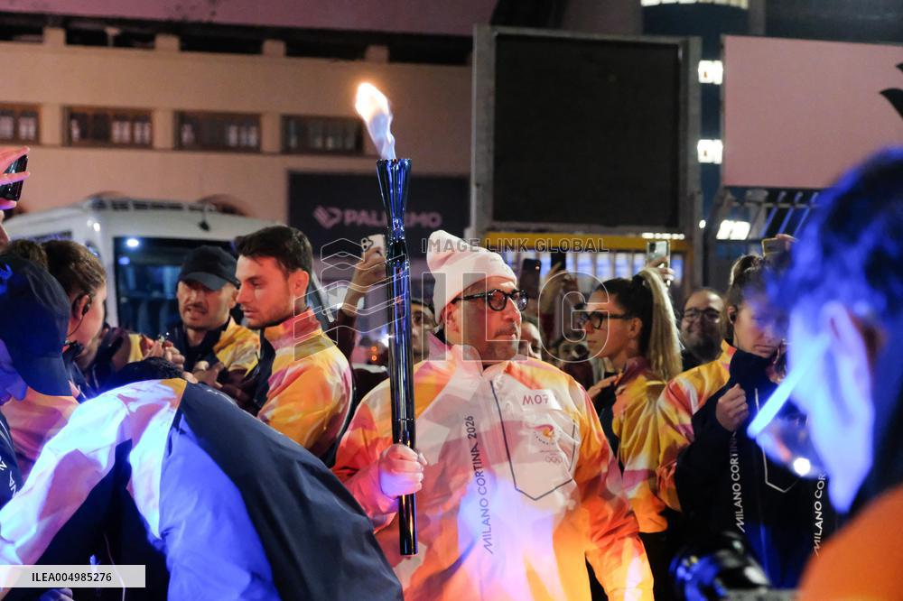 GIOCHI OLIMPICI - Olimpiadi Invernali Milano-Cortina 2026 - Olympic Torch Relay