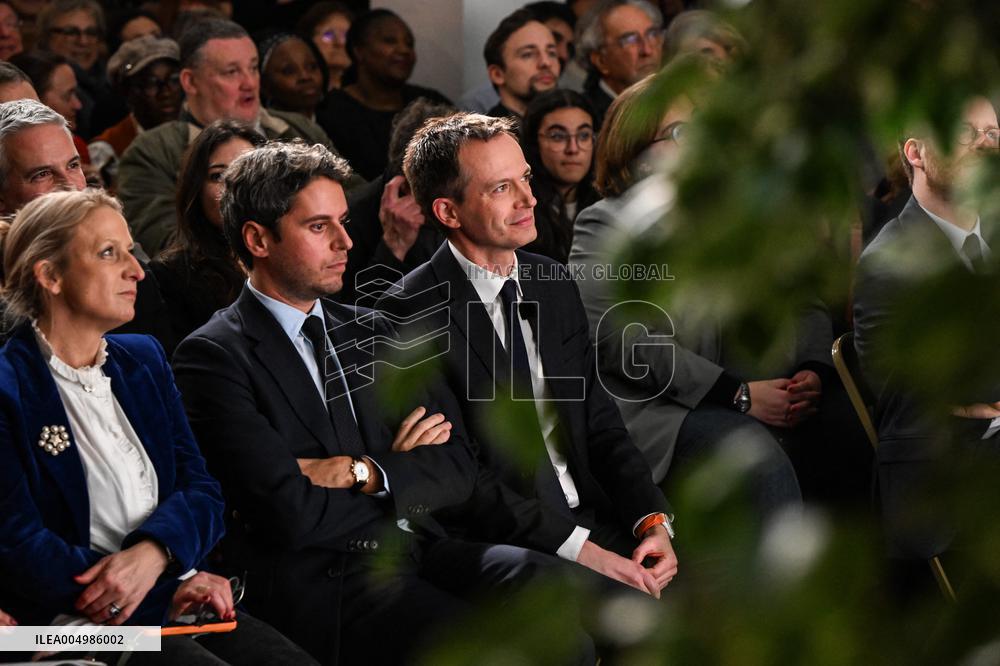 Meeting Of Pierre-Yves Bournazel Horizons Candidate For Mayor Of Paris 2026 - Paris