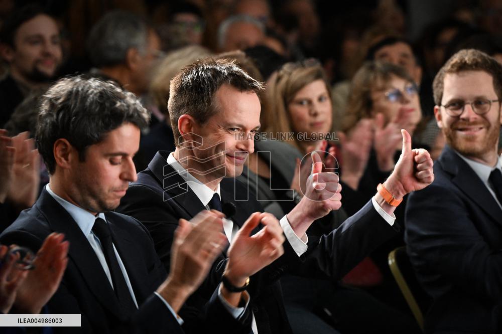 Meeting Of Pierre-Yves Bournazel Horizons Candidate For Mayor Of Paris 2026 - Paris