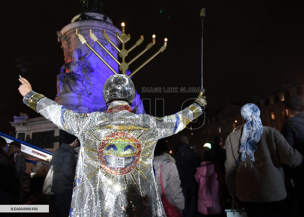 Chanukkiah Lighting Ceremony  - Paris