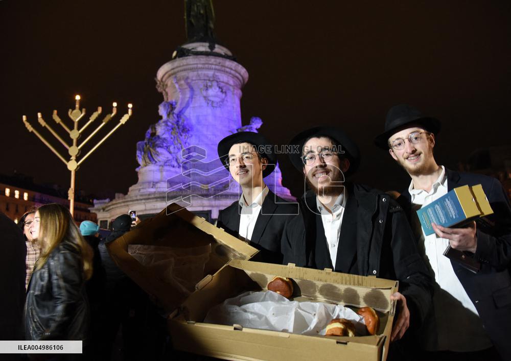 Chanukkiah Lighting Ceremony  - Paris