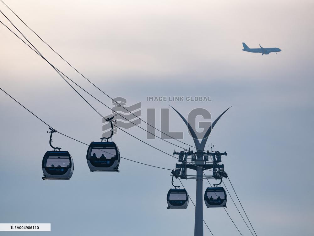 Ile de France Mobilites Telepherique Urbain Inauguration - Creteil