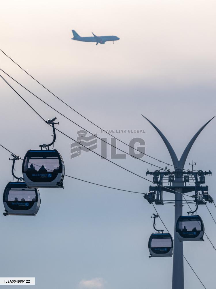 Ile de France Mobilites Telepherique Urbain Inauguration - Creteil