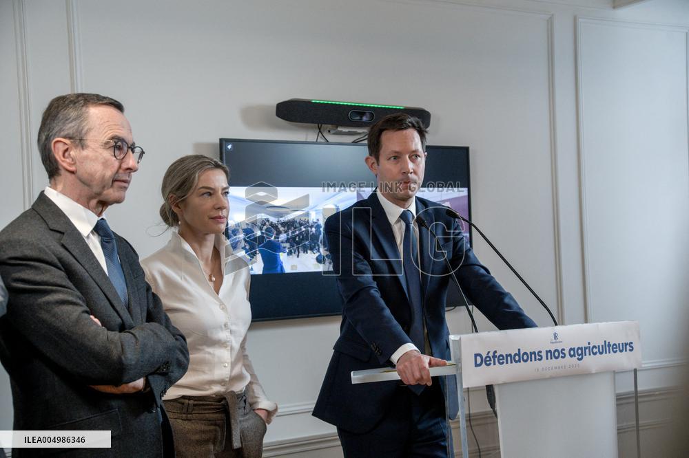 Les Republicains Meeting After Clashes Between Farmers And Breeders - Paris