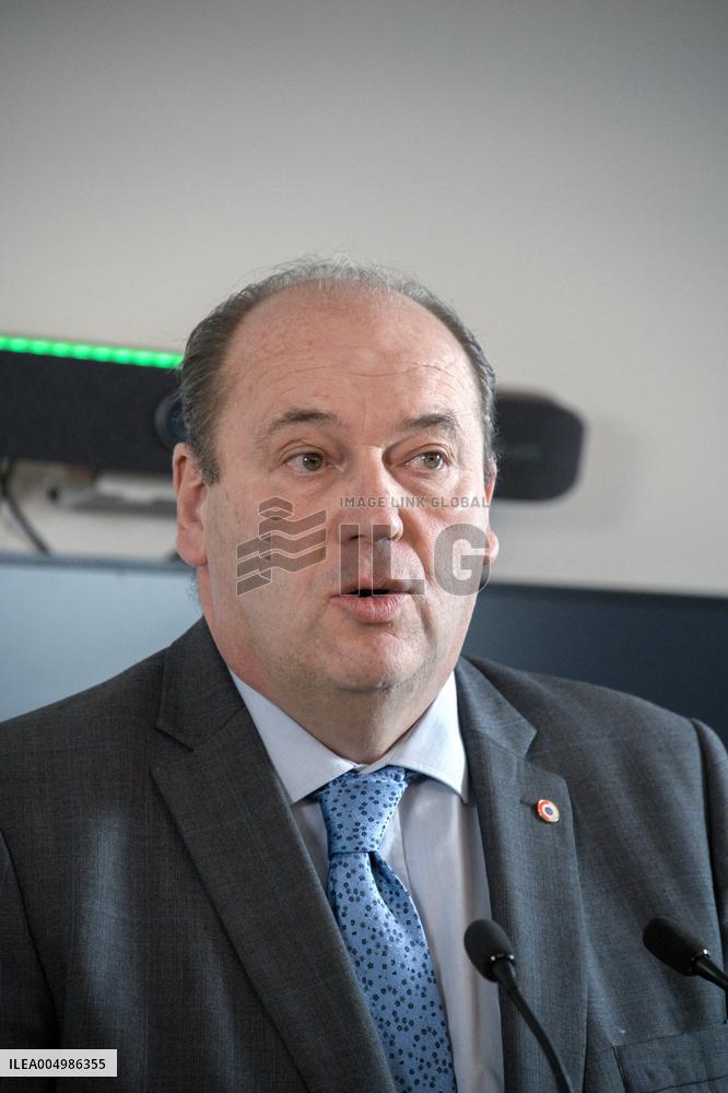 Les Republicains Meeting After Clashes Between Farmers And Breeders - Paris