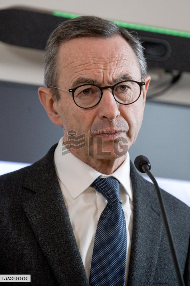 Les Republicains Meeting After Clashes Between Farmers And Breeders - Paris