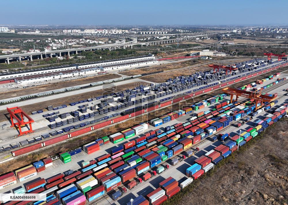 Nanchang International Land Port Foreign Trade Train