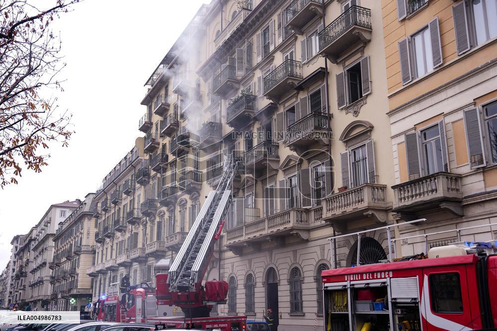 Fire Breaks Out In Palazzo On Corso Re Umberto - Italy
