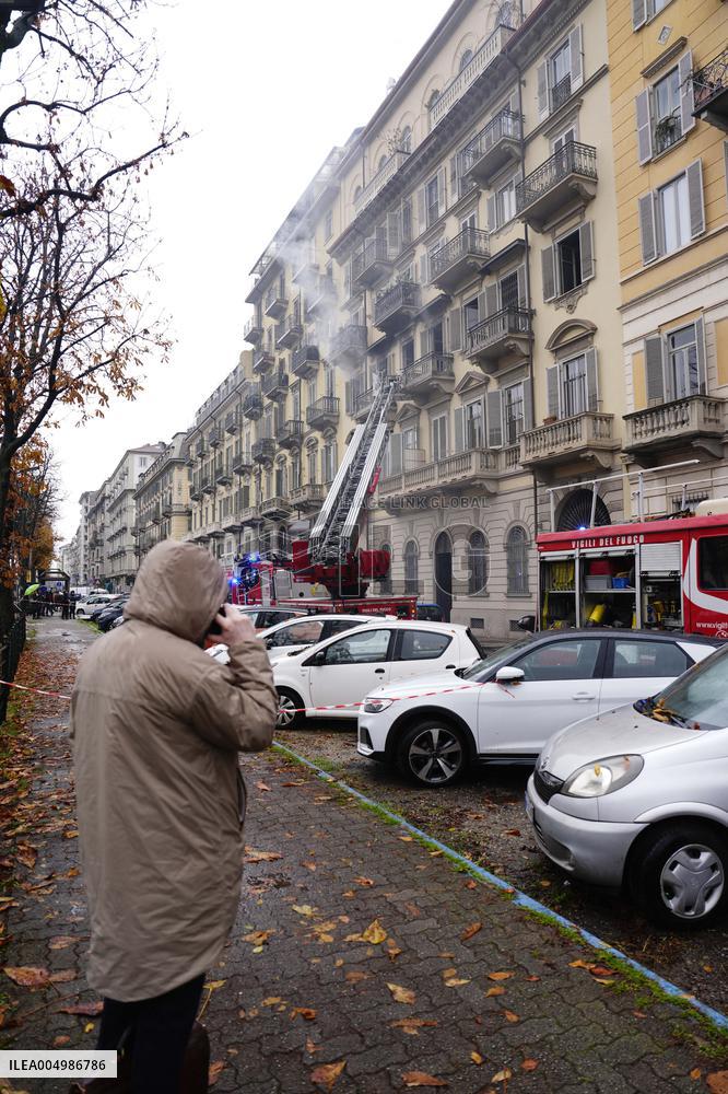 Fire Breaks Out In Palazzo On Corso Re Umberto - Italy