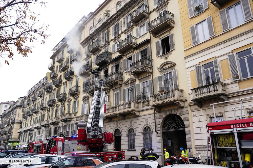 Fire Breaks Out In Palazzo On Corso Re Umberto - Italy